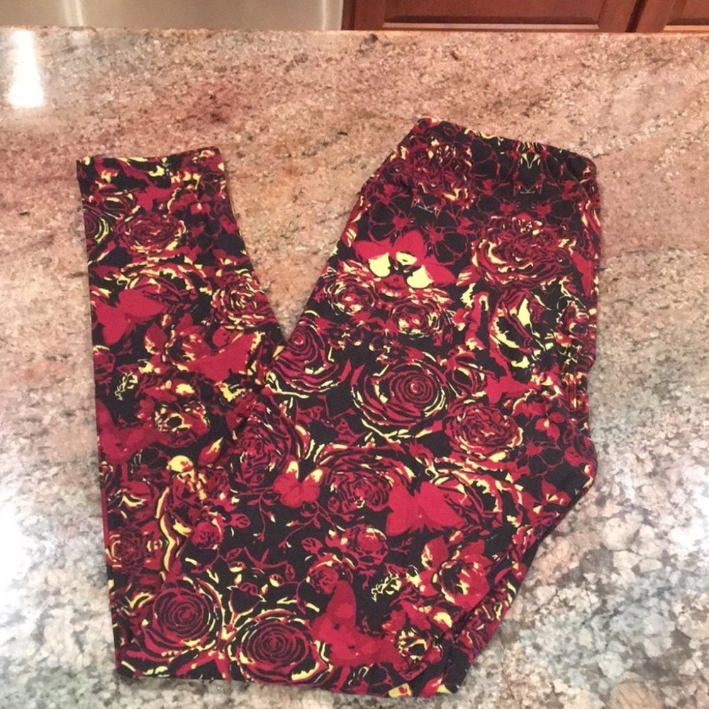 OS NWOT LuLaRoe Leggings A04 2786